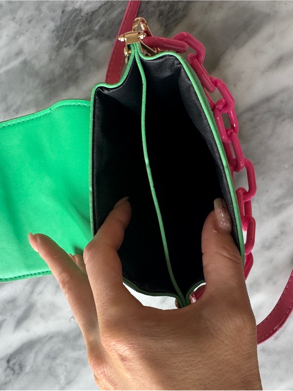 Green Mini Crossbody Camera Bag with Pink Chain and Strap - NWOT - Picture 8 of 12